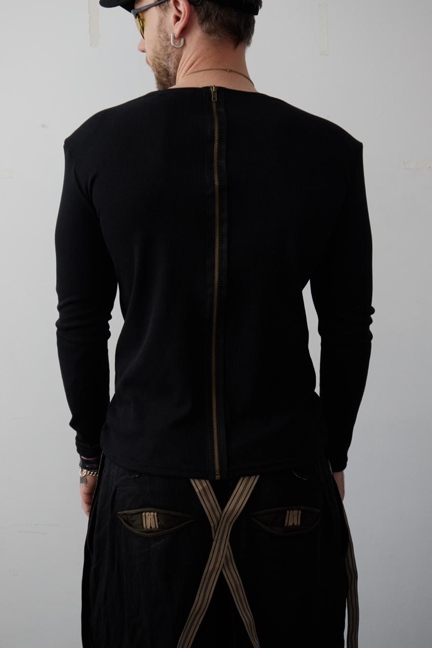 SHOULDER PADS ZIP-LONGSLEEVE