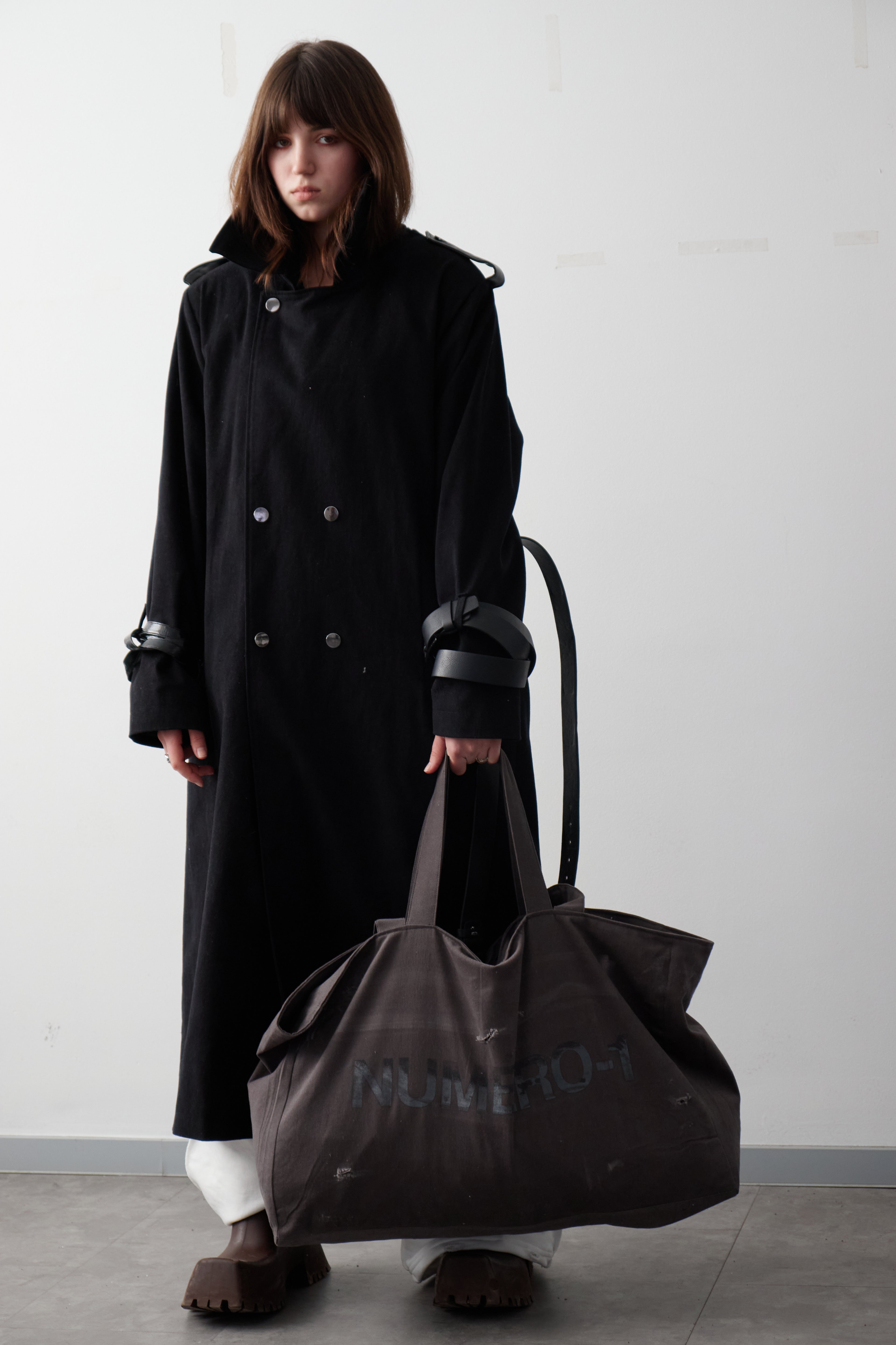 WASHED SHOULDER PADS TRENCH