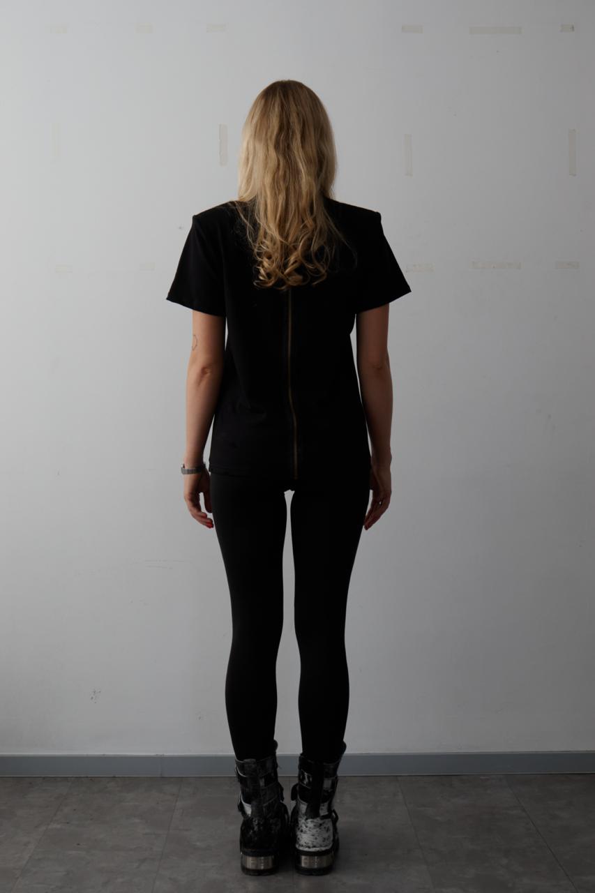 SHOULDER PADS ZIP TEE
